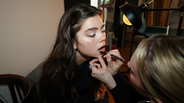 Behind the scenes, 7